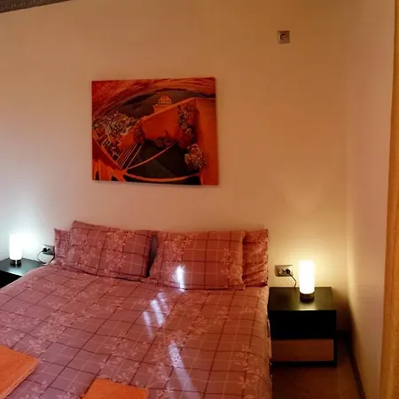 Apartment Kamelia Garden Mikosta