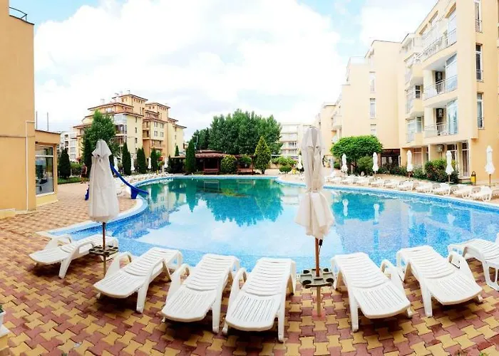 Kamelia Garden Mikosta Slantchev Briag